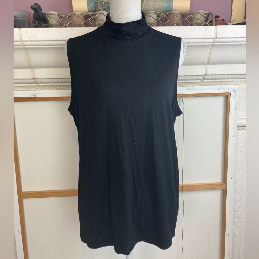 Chico's Classic Black Sleeveless longer Top w/ mock turtle higher neck NWOT